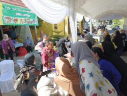 GERAKAN PASAR MURAH DISERBU WARGA, PEMPROV KALSEL DISKON HARGA BAWANG HINGGA SEMBAKO JELANG IDULADHA