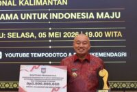 KALSEL JADI TERBAIK PENANGANAN STUNTING DAN KEMISKINAN, GUBERNUR MUHIDIN RAIH PENGHARGAAN KEMENDAGRI