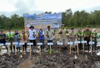 GERAKAN TANAM PADI DI SUNGAI TABUK, KALSEL PACU CETAK SAWAH RAKYAT DEMI SWASEMBADA PANGAN