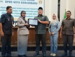 PAD BANJARBARU TEMBUS 108 PERSEN, PEMKOT SAMPAIKAN PERTANGGUNGJAWABAN APBD 2025 KE DPRD