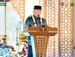 BUKA MTQ KALSEL, GUBERNUR MUHIDIN AJAK WARGA JADIKAN AL-QUR’AN GAYA HIDUP