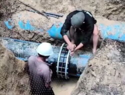PERBAIKAN PIPA INDUK 500 MM, DISTRIBUSI AIR PTAM INTAN BANJAR KE SEJUMLAH WILAYAH TERGANGGU