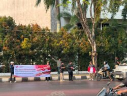 500 BENDERA MERAH PUTIH DIBAGIKAN FDM BANJARMASIN, AJAK WARGA RAWAT PERSATUAN