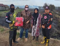 TURUN KE LOKASI KARHUTLA, SISKA MONALISA MINTA KESEHATAN DAN LOGISTIK RELAWAN JADI PRIORITAS