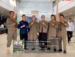 ENAM PELANGGAR DITEGUR, PENGAWASAN KAWASAN TANPA ROKOK DI RSD IDAMAN DIPERKETAT