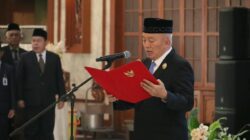 141 KEPALA SEKOLAH DILANTIK, MUHIDIN TEGASKAN LARANGAN PUNGUTAN DI LINGKUNGAN SEKOLAH