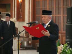141 KEPALA SEKOLAH DILANTIK, MUHIDIN TEGASKAN LARANGAN PUNGUTAN DI LINGKUNGAN SEKOLAH